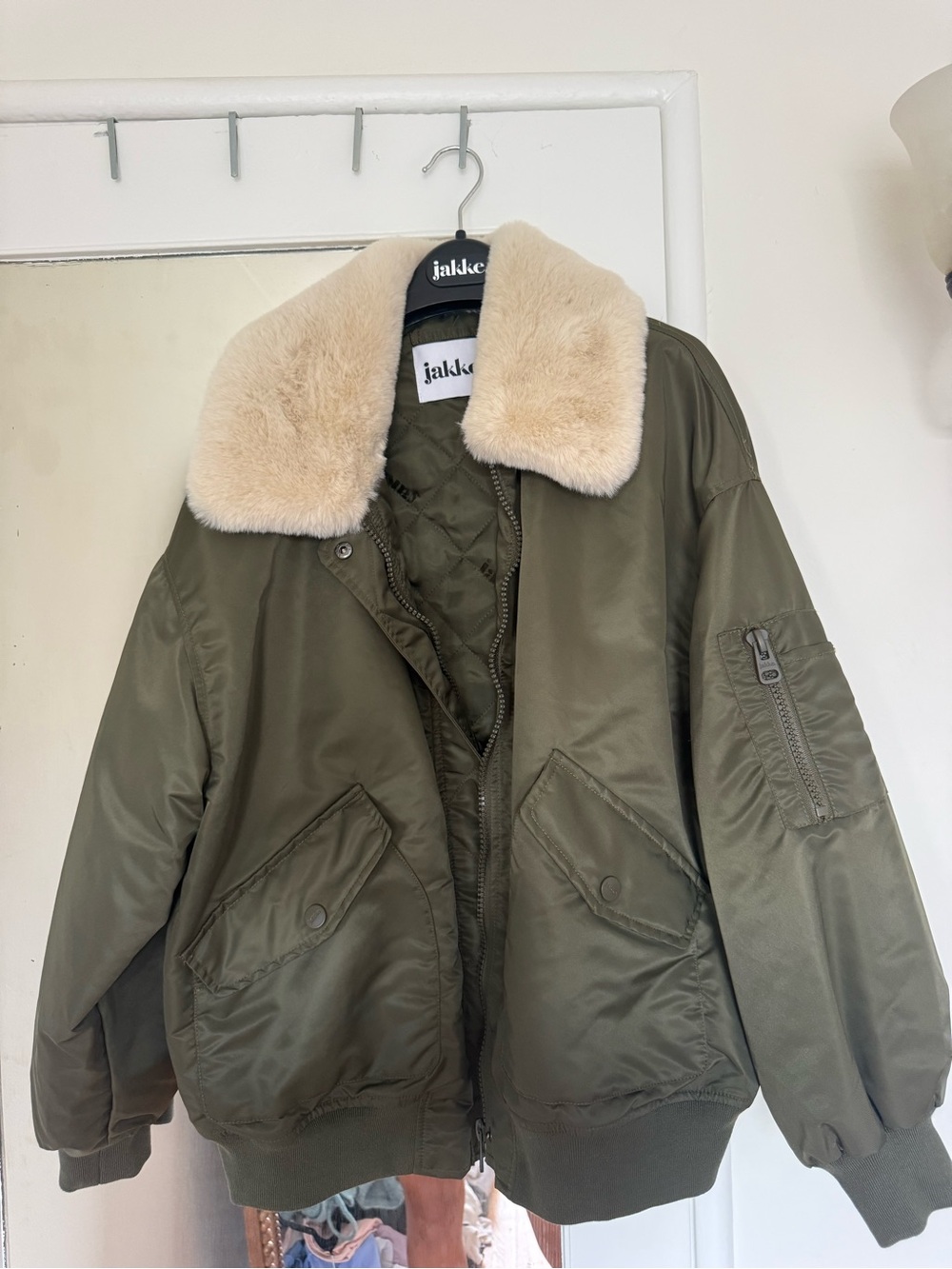 Jakke Olive Green Bomber Jacket with Faux Fur Collar